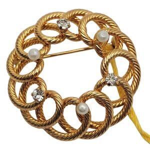 Begere Circle Brooch Infinity Faux Pearl Rhinestone Gold Tone Round Dome Pin